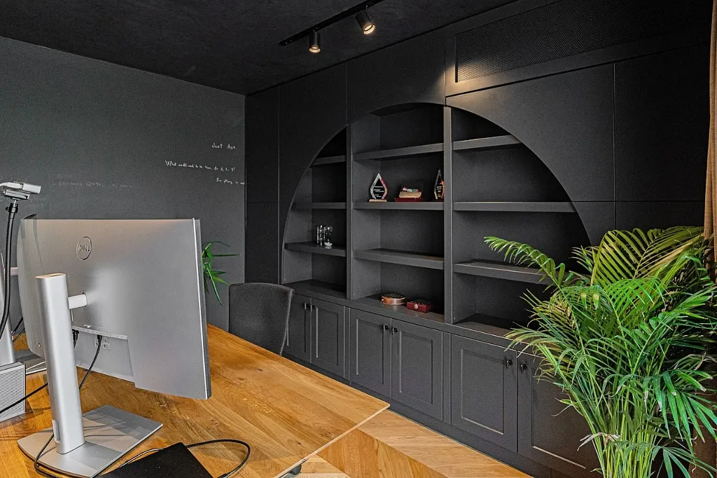 Arched Shadow Shelving