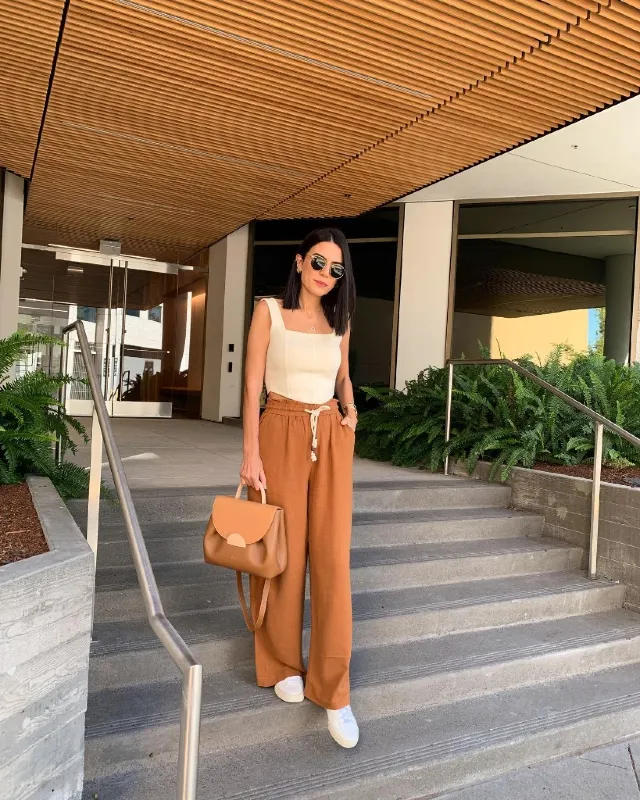 Linen Drawstring Trousers