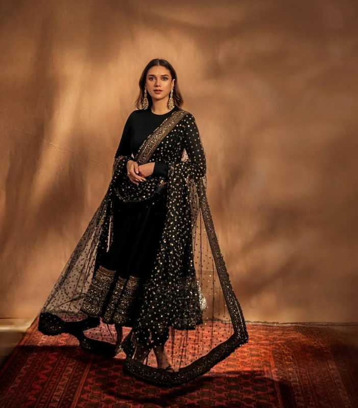 Black and Gold Leheriya Set
