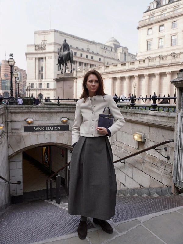 Cropped Lady Jacket and Pleated Maxi Skirt