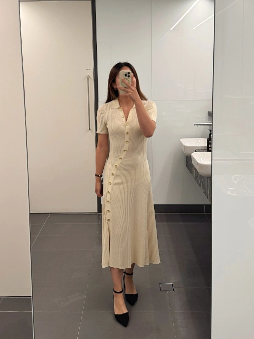 Ribbed Knit Midi Dress