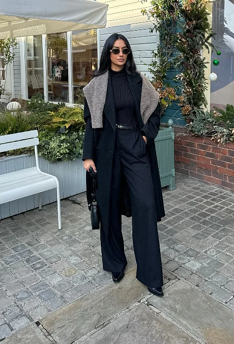 Black City Office Power Look